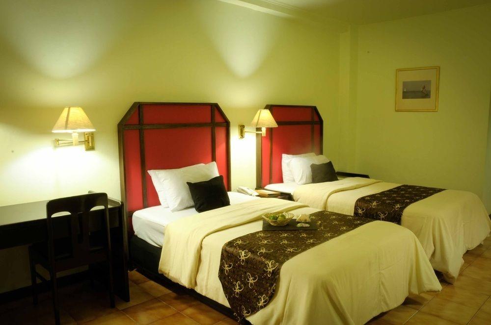 Mesra Business & Resort Hotel Samarinda Ngoại thất bức ảnh