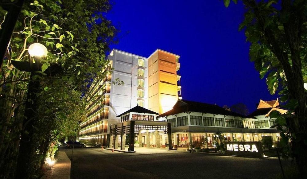Mesra Business & Resort Hotel Samarinda Ngoại thất bức ảnh