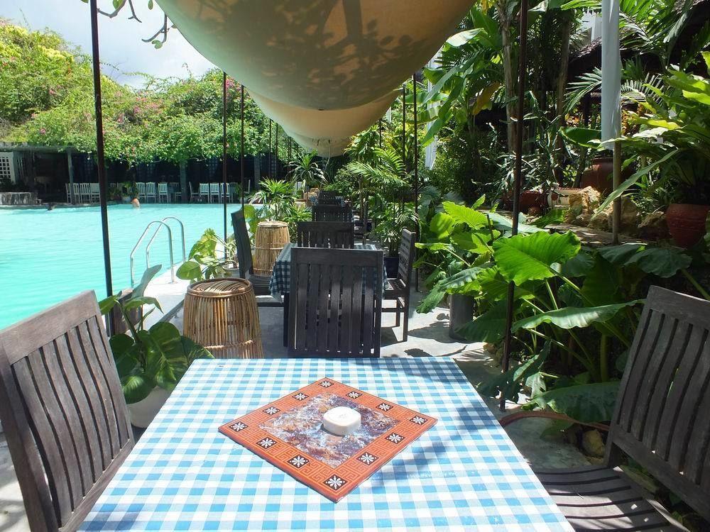 Mesra Business & Resort Hotel Samarinda Ngoại thất bức ảnh