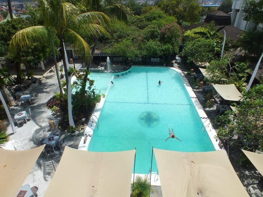 Mesra Business & Resort Hotel Samarinda Ngoại thất bức ảnh
