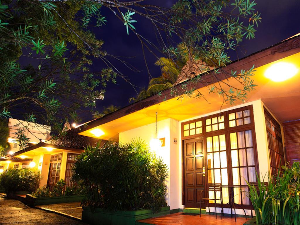Mesra Business & Resort Hotel Samarinda Ngoại thất bức ảnh