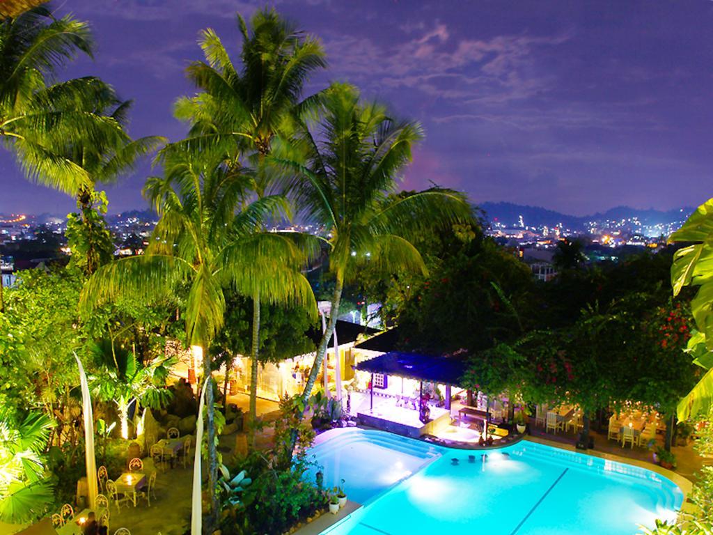 Mesra Business & Resort Hotel Samarinda Ngoại thất bức ảnh