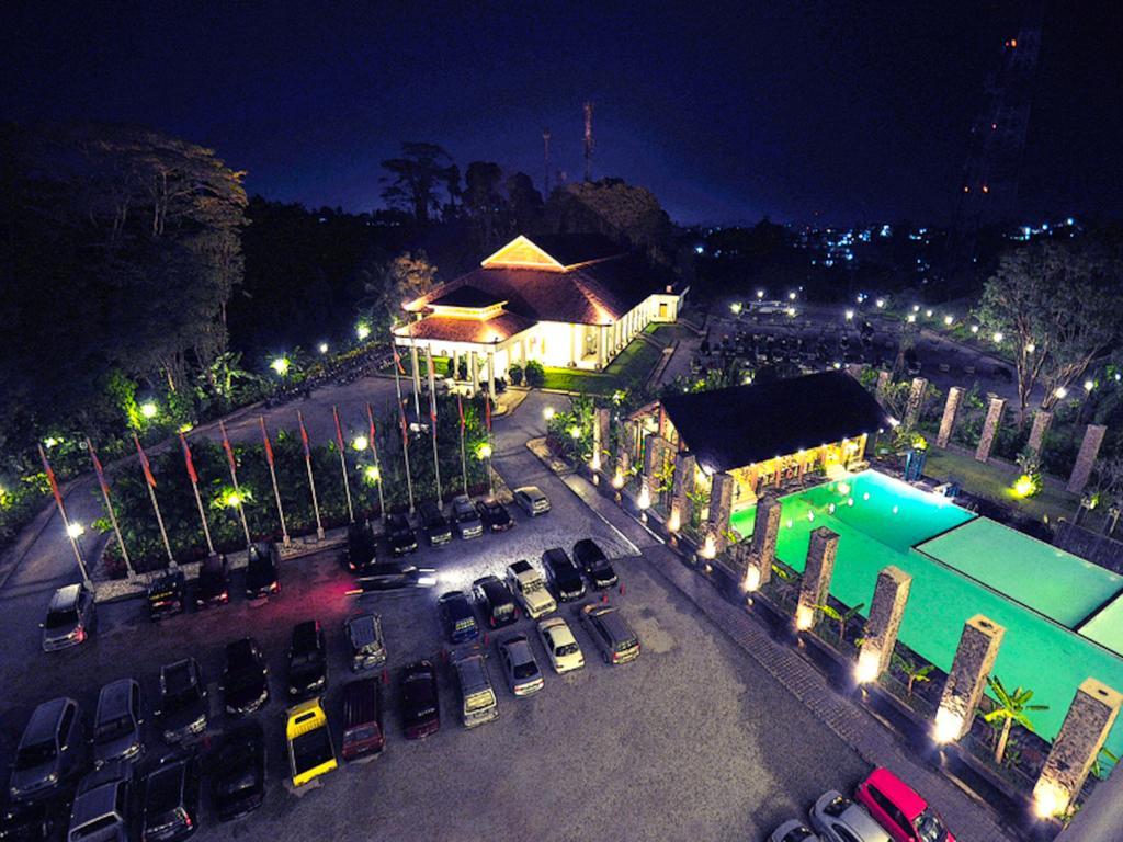 Mesra Business & Resort Hotel Samarinda Ngoại thất bức ảnh